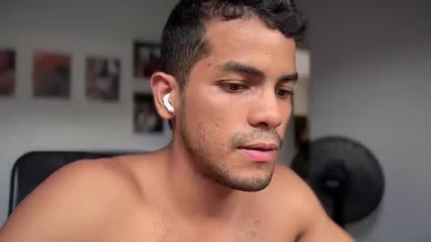 Andres online show from October 9, 2025, 8:07 pm