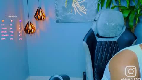 Andres online show from September 21, 2025, 9:27 pm