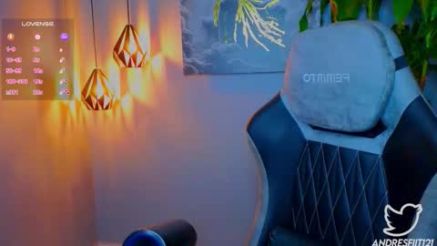 Andres online show from October 7, 2025, 1:36 am