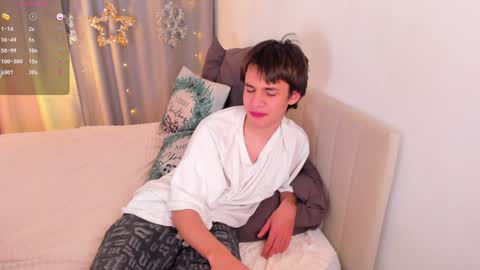 Andrew online show from December 26, 2024, 12:49 pm