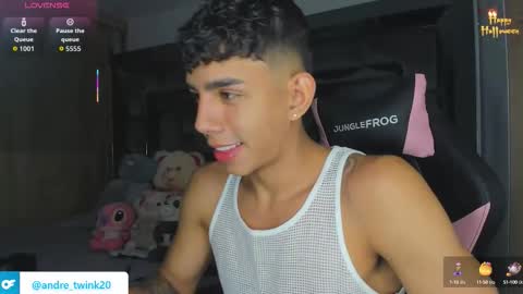 Snapshot of andrew_twink18 chatting on October 16, 2025, 1:06 am Andrew M. online show from October 16, 2025, 1:06 am