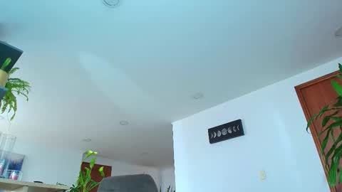 Snapshot of andrew_west_ chatting on October 8, 2025, 3:31 pm ANDREW WEST online show from October 8, 2025, 3:31 pm
