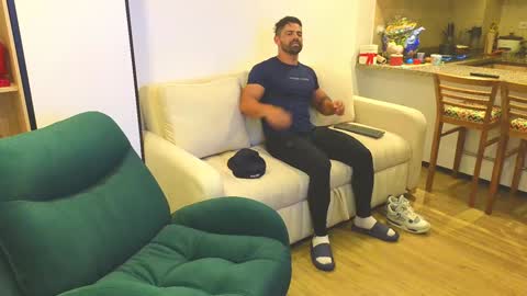 Snapshot of andrewfame chatting on January 23, 2025, 11:47 pm Andrew online show from January 23, 2025, 11:47 pm