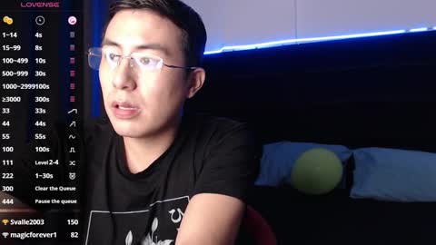 andrewmhilton_ online show from February 11, 2025, 11:33 pm