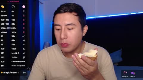 andrewmhilton_ online show from March 2, 2025, 4:17 am