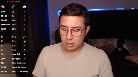 andrewmhilton_ online show from November 9, 2025, 5:06 am