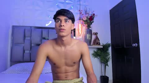 Snapshot of andrewortix chatting on February 28, 2025, 6:43 am AndreWortix online show from February 28, 2025, 6:43 am