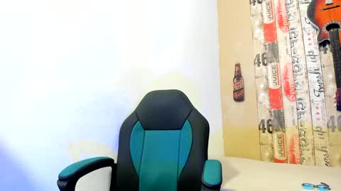 Snapshot of andrey_u92 chatting on January 2, 2025, 2:57 pm online show from January 2, 2025, 2:57 pm