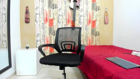 Snapshot of andrey_u92 chatting on February 23, 2025, 10:53 pm online show from February 23, 2025, 10:53 pm