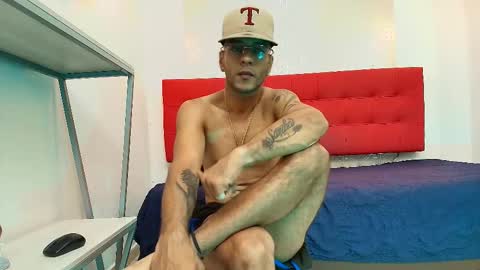 Snapshot of andrey_u92 chatting on September 11, 2025, 7:47 pm online show from September 11, 2025, 7:47 pm