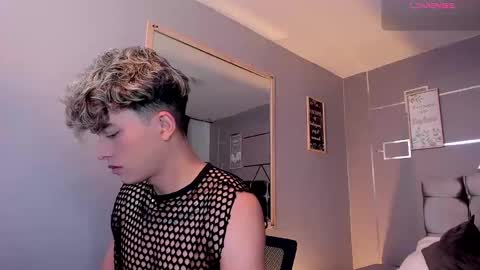 Snapshot of andrius_24 chatting on January 23, 2025, 12:52 pm      online show from January 23, 2025, 12:52 pm