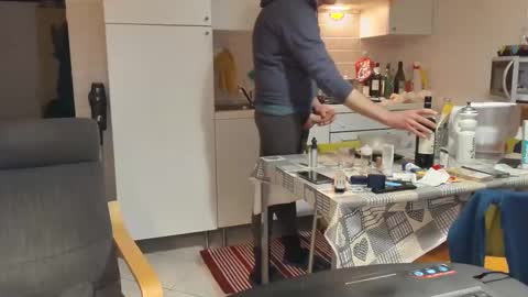 Snapshot of androx77 chatting on January 18, 2025, 6:10 pm androx77 online show from January 18, 2025, 6:10 pm