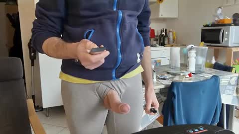 Snapshot of androx77 chatting on January 25, 2025, 10:19 am androx77 online show from January 25, 2025, 10:19 am