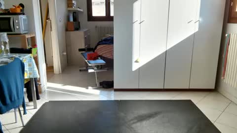 Snapshot of androx77 chatting on March 5, 2025, 9:05 am androx77 online show from March 5, 2025, 9:05 am