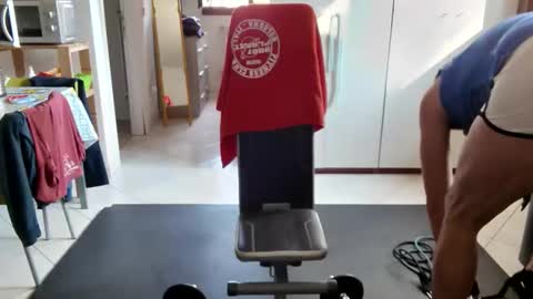 Snapshot of androx77 chatting on October 9, 2025, 9:18 am androx77 online show from October 9, 2025, 9:18 am