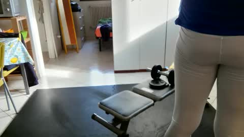 Snapshot of androx77 chatting on October 19, 2025, 8:26 am androx77 online show from October 19, 2025, 8:26 am