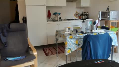 Snapshot of androx77 chatting on November 20, 2025, 10:59 am androx77 online show from November 20, 2025, 10:59 am