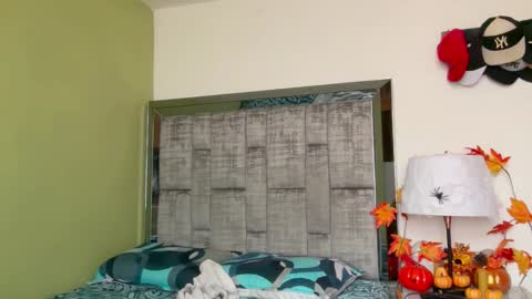 Snapshot of andy_belier chatting on October 30, 2025, 1:01 pm Andy online show from October 30, 2025, 1:01 pm