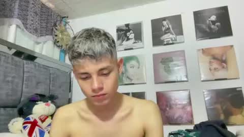 Snapshot of andy_belier chatting on November 12, 2025, 6:08 pm Andy online show from November 12, 2025, 6:08 pm