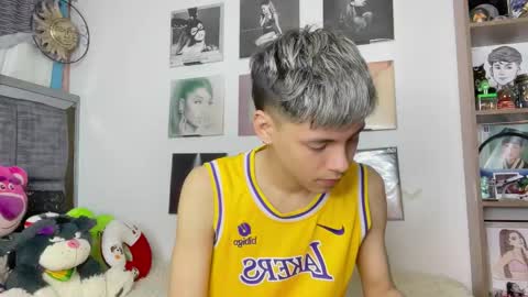 Snapshot of andy_belier chatting on November 20, 2025, 2:39 pm Andy online show from November 20, 2025, 2:39 pm