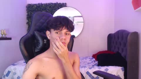 andy_dan1 online show from March 7, 2025, 5:06 pm