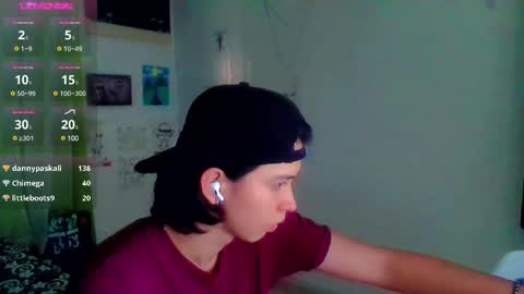 Snapshot of andy_gray01 chatting on February 18, 2025, 10:25 pm Andy Gray online show from February 18, 2025, 10:25 pm