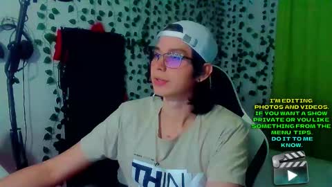 Snapshot of andy_gray01 chatting on September 14, 2025, 1:27 am Andy Gray online show from September 14, 2025, 1:27 am