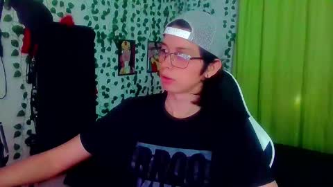 Snapshot of andy_gray01 chatting on September 21, 2025, 3:13 pm Andy Gray online show from September 21, 2025, 3:13 pm