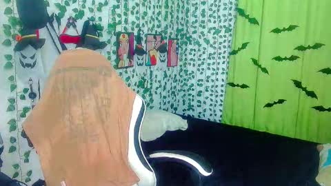 Snapshot of andy_gray01 chatting on November 19, 2025, 5:02 pm Andy Gray online show from November 19, 2025, 5:02 pm