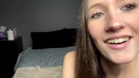 Snapshot of andyhayes69 chatting on December 17, 2024, 1:18 am andyhayes69 online show from December 17, 2024, 1:18 am