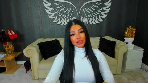 Anne online show from November 12, 2025, 7:13 pm