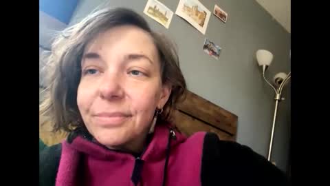 Snapshot of aneoakley chatting on October 31, 2025, 6:09 pm aneoakley online show from October 31, 2025, 6:09 pm