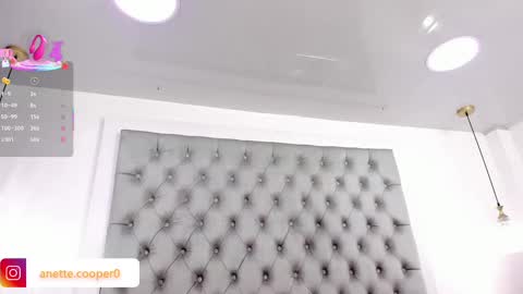 anette_cooper online show from September 9, 2025, 4:56 am