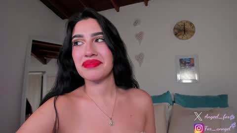 Snapshot of angeel_fox chatting on December 4, 2024, 6:22 am Angel online show from December 4, 2024, 6:22 am