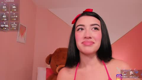 Snapshot of angeel_fox chatting on January 9, 2025, 3:04 am Angel online show from January 9, 2025, 3:04 am