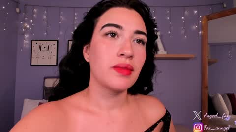 Snapshot of angeel_fox chatting on January 12, 2025, 5:03 am Angel online show from January 12, 2025, 5:03 am