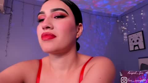 Snapshot of angeel_fox chatting on February 12, 2025, 3:18 am Angel online show from February 12, 2025, 3:18 am