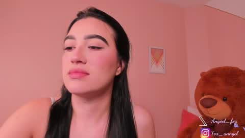 Snapshot of angeel_fox chatting on September 17, 2025, 4:03 am Angel online show from September 17, 2025, 4:03 am