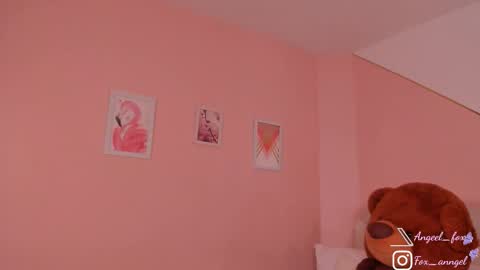 Snapshot of angeel_fox chatting on November 21, 2025, 6:56 am Angel online show from November 21, 2025, 6:56 am