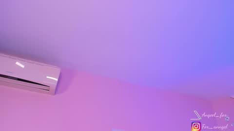 Snapshot of angeel_fox chatting on November 27, 2025, 3:08 am Angel online show from November 27, 2025, 3:08 am