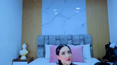 angel__kiss online show from November 4, 2025, 11:42 am