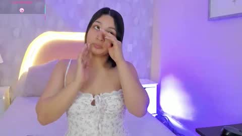 angel__ponce online show from October 25, 2025, 7:19 pm