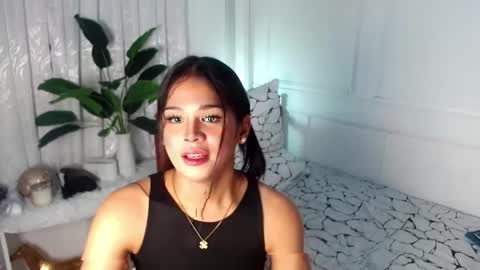 angela online show from February 7, 2025, 5:31 am