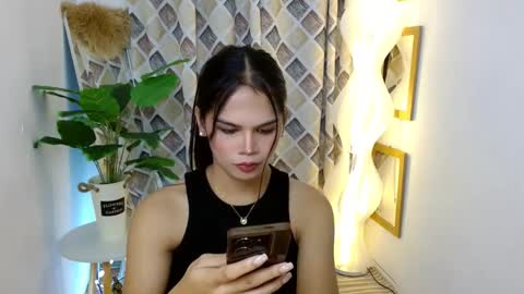 angela online show from February 28, 2025, 2:31 am