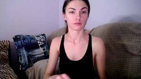 Snapshot of angel_zoe77 chatting on December 3, 2024, 1:32 pm Zoe online show from December 3, 2024, 1:32 pm