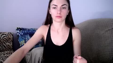 Snapshot of angel_zoe77 chatting on January 23, 2025, 8:25 am Zoe online show from January 23, 2025, 8:25 am