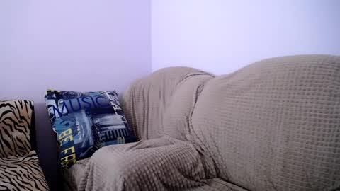 Snapshot of angel_zoe77 chatting on January 29, 2025, 11:41 am Zoe online show from January 29, 2025, 11:41 am