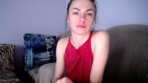 Snapshot of angel_zoe77 chatting on October 6, 2025, 8:12 am Zoe online show from October 6, 2025, 8:12 am