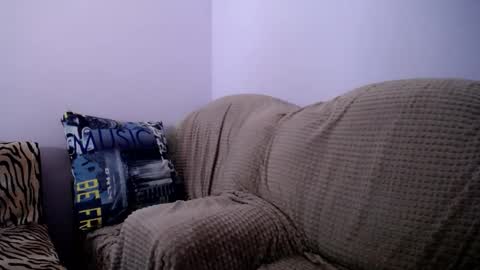 Snapshot of angel_zoe77 chatting on October 9, 2025, 8:34 am Zoe online show from October 9, 2025, 8:34 am