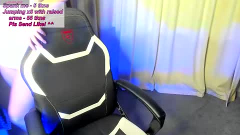 Snapshot of angela_coy chatting on October 7, 2025, 11:40 am angela_coy online show from October 7, 2025, 11:40 am